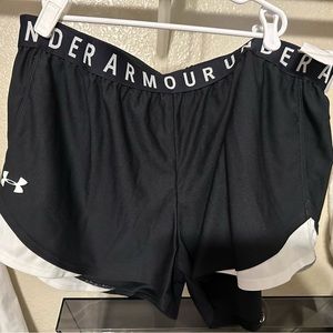 Under armour xl women’s shorts black heat gear